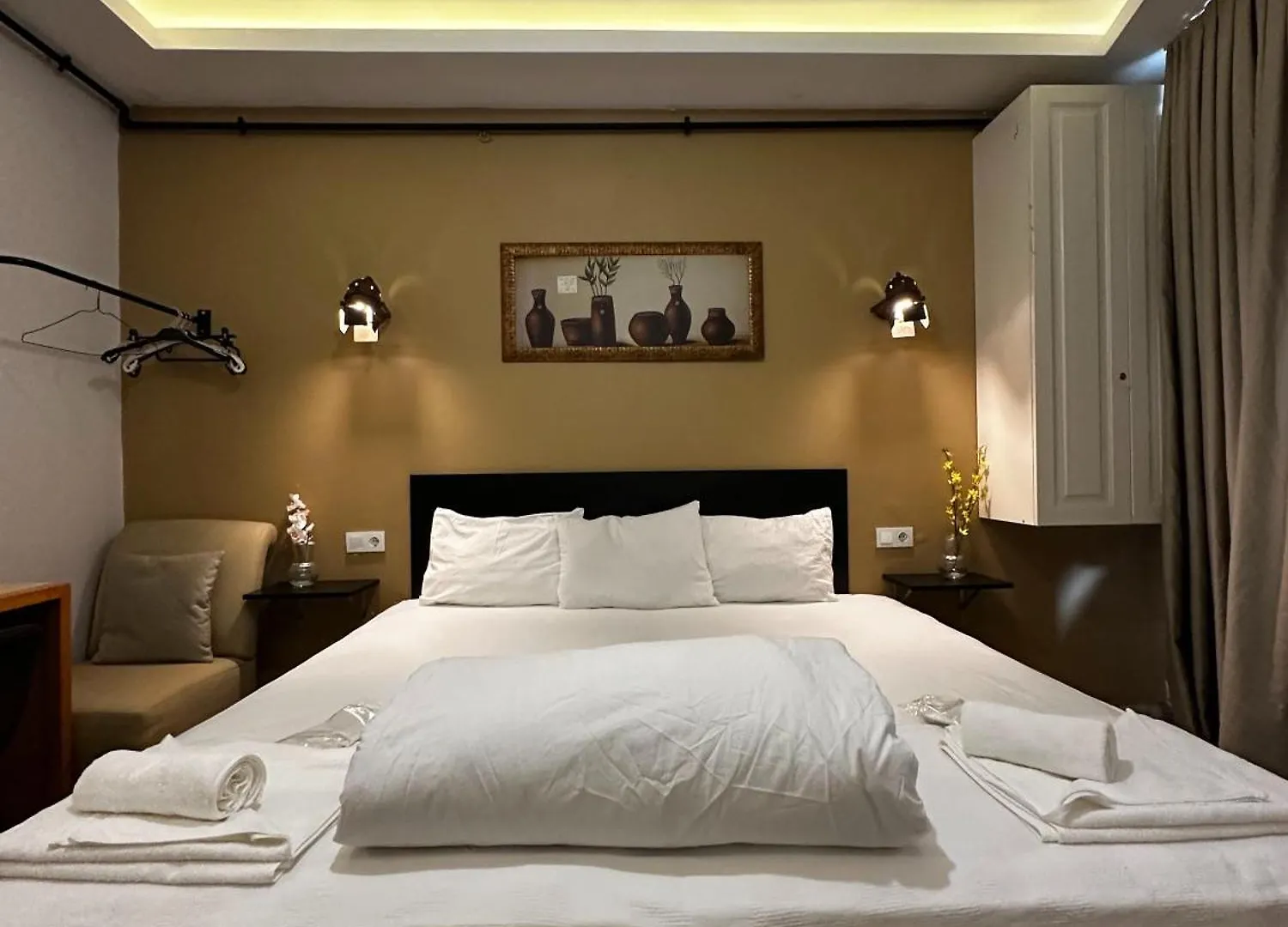 Taksim Holiday Inn Suite Istanbul 0*,