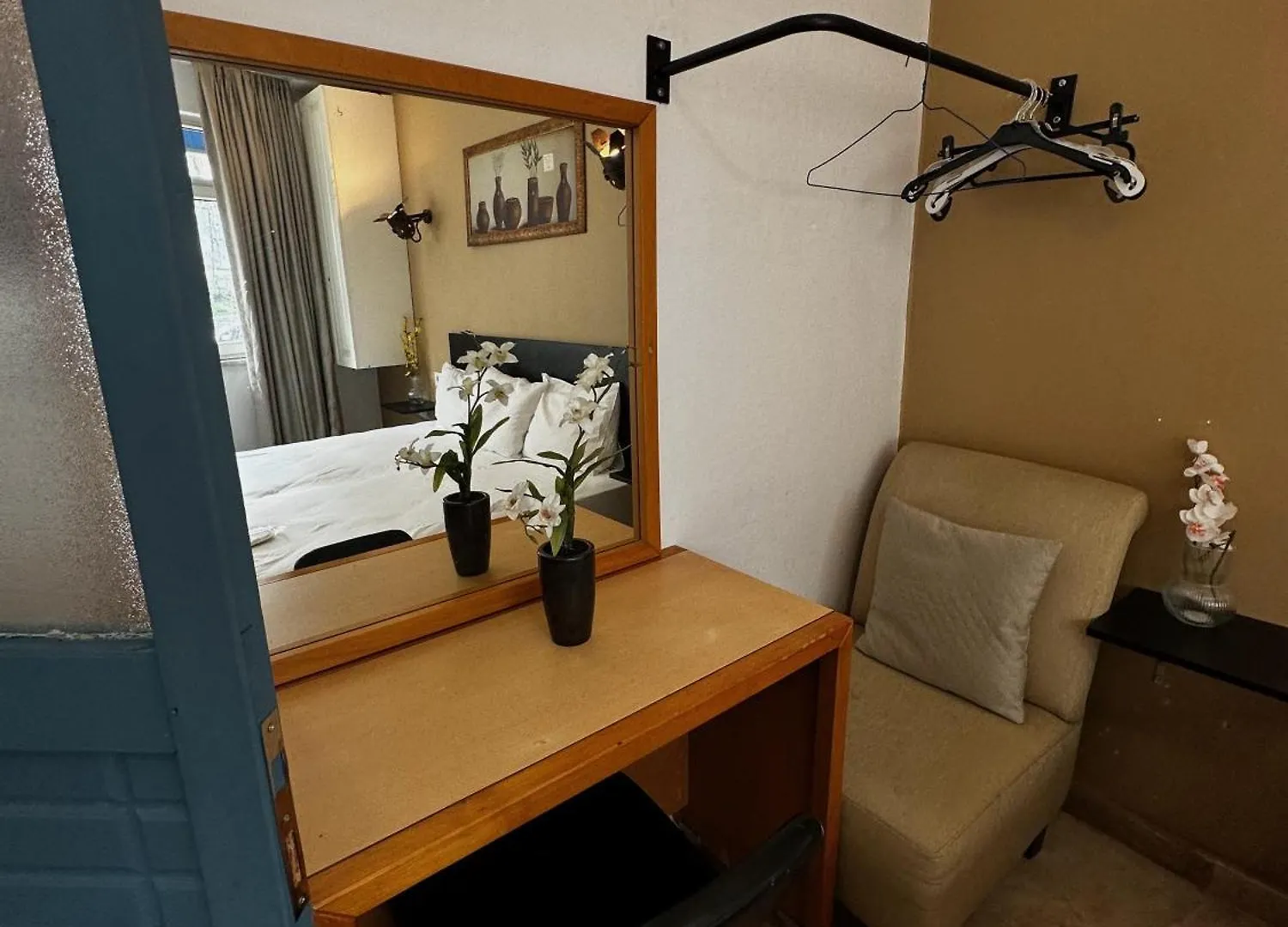 Taksim Holiday Inn Suite Istanbul 0*,