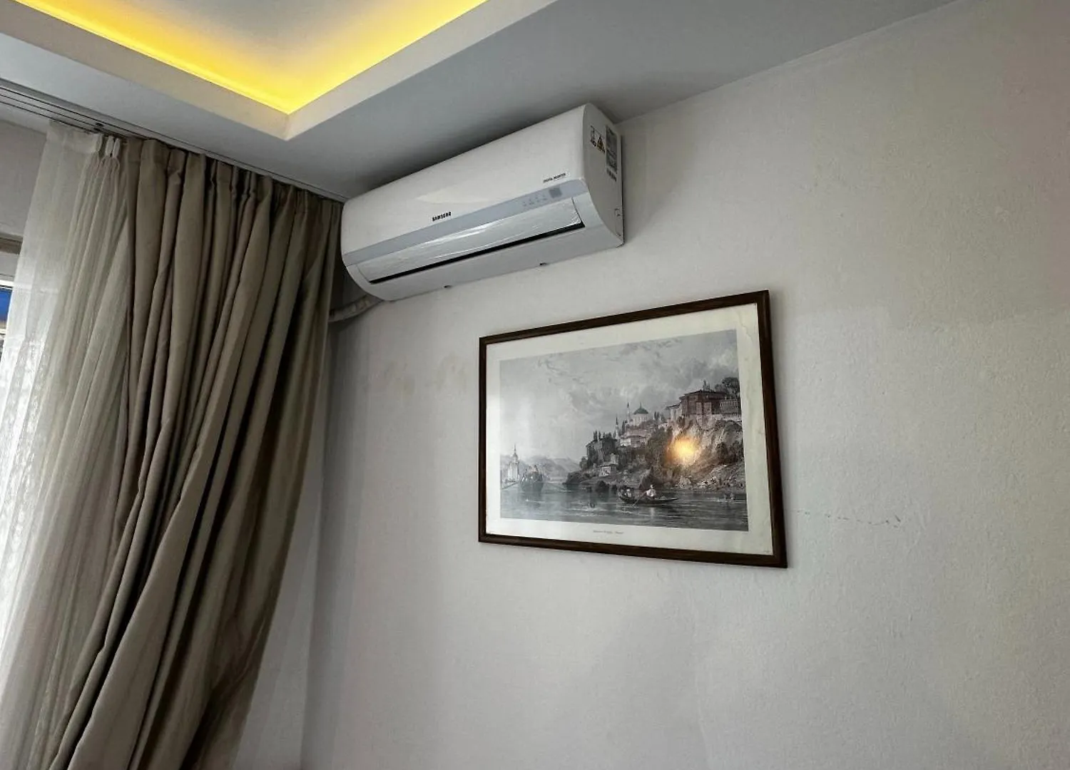 Taksim Holiday Inn Suite Istanbul 0*,  Turkiet